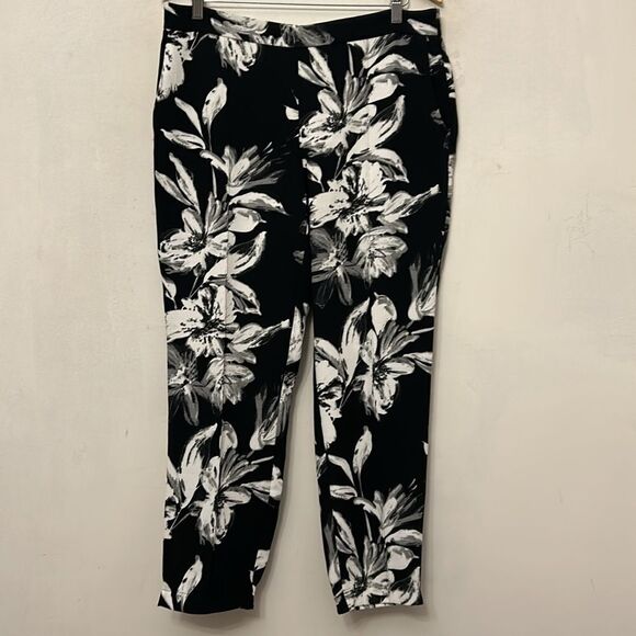 Katherine Barclay black white gray floral pull on pants Size 12 EUC - Picture 2 of 13